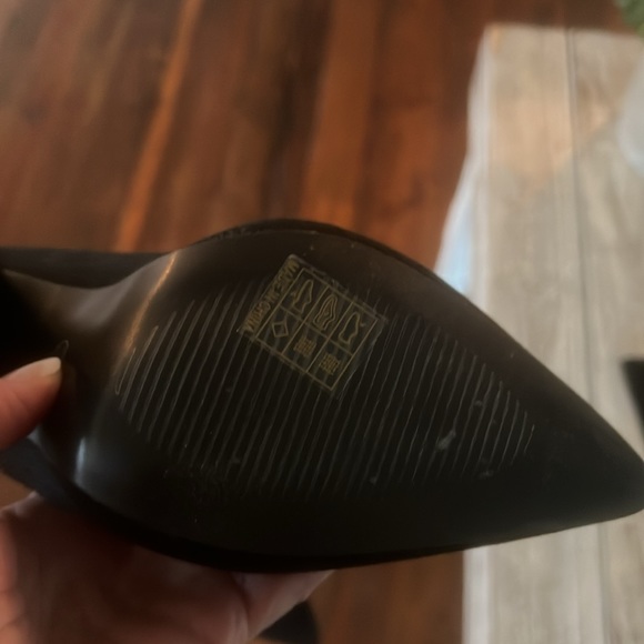 Never worn pull up stretch heeled boots - Picture 4 of 4